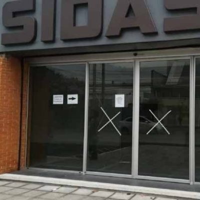 Sistema de puertas automatizadas